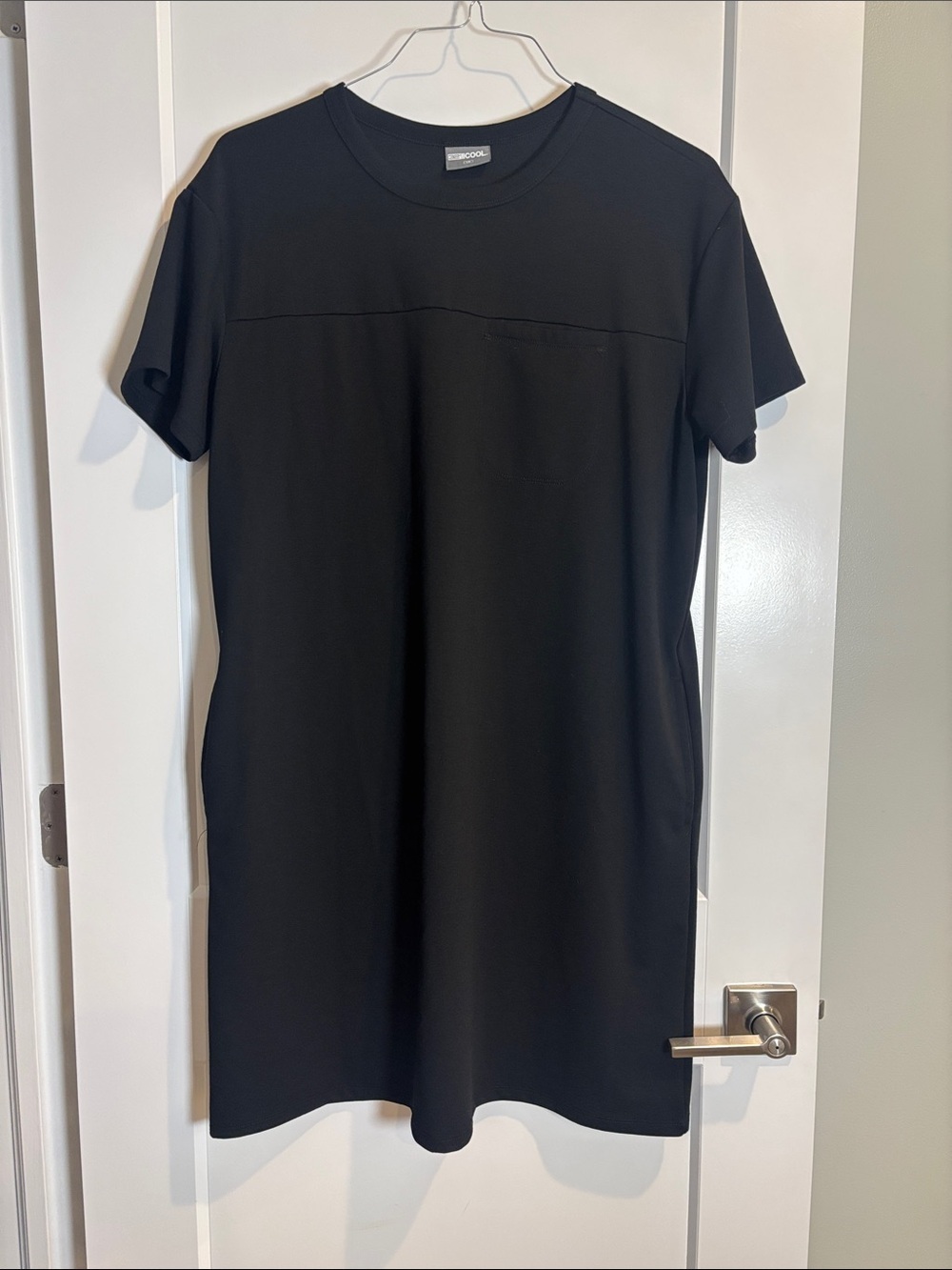 32 Degrees Women’s Short Sleeve Dress with Pockets Large